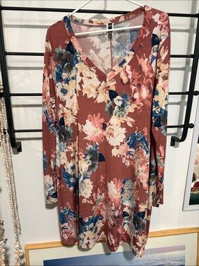 Long Sleeve Floral V-Neck Dress in Rust